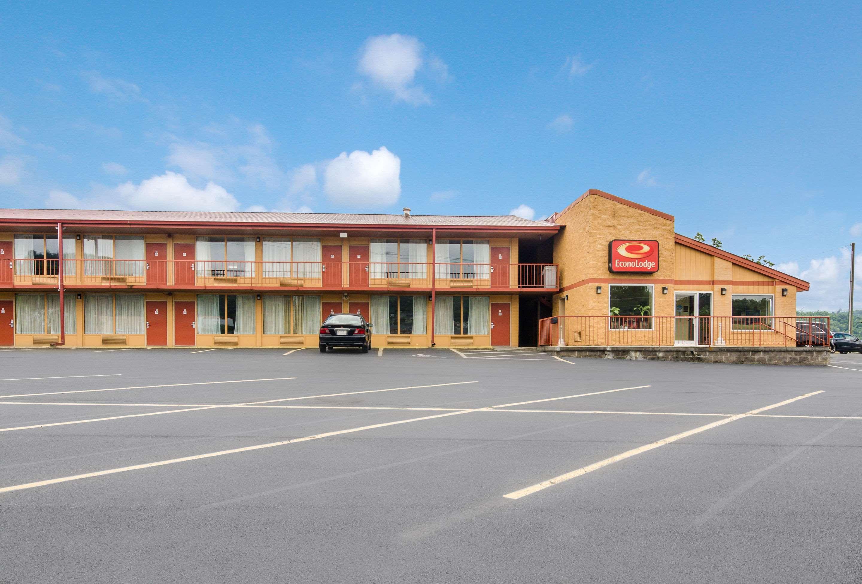 Econo Lodge Marion I-81 Esterno foto