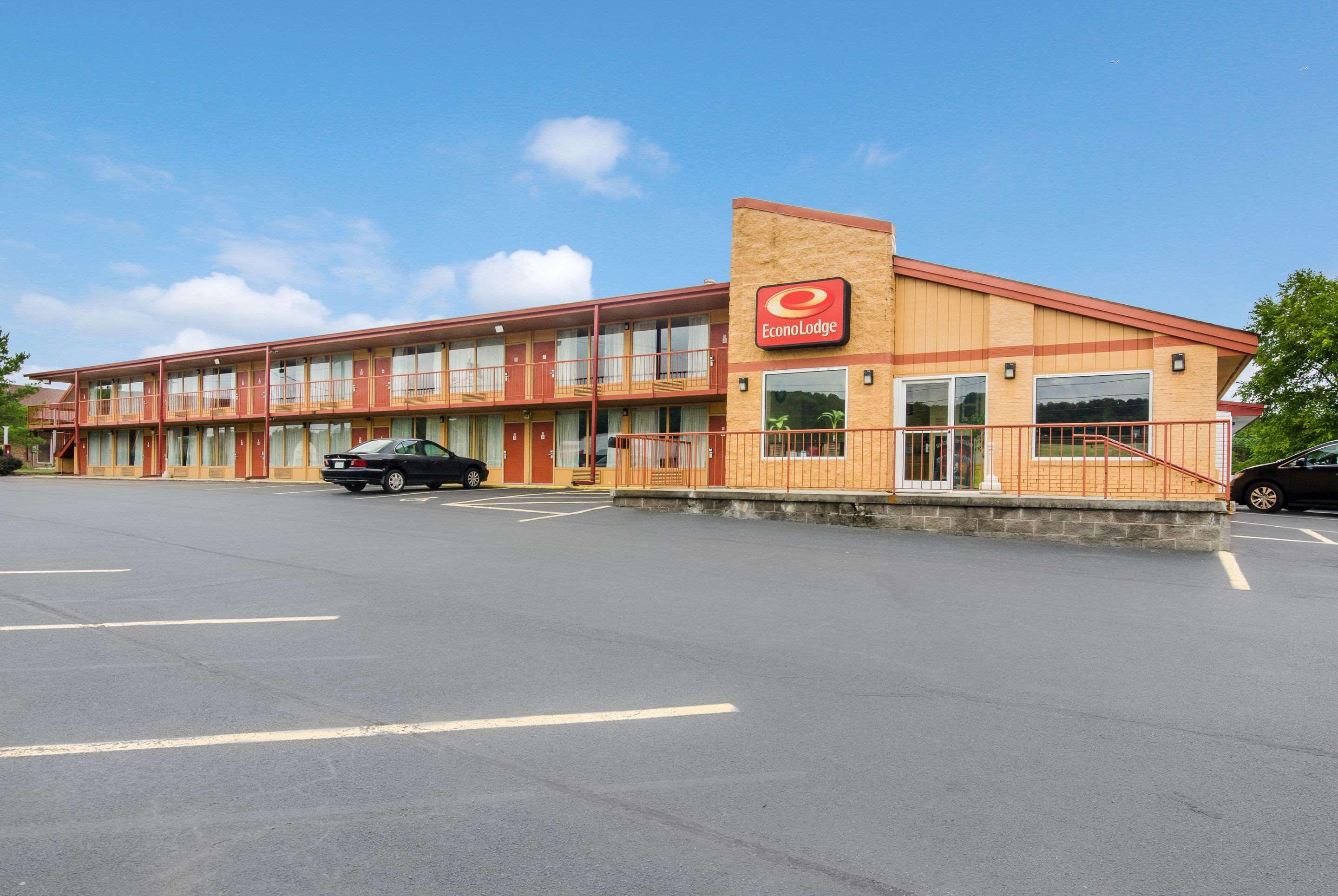 Econo Lodge Marion I-81 Esterno foto